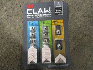 3M Claw Drywall Picture Hangers...