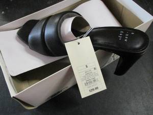 lilah Heeled sandals size 5...