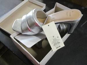 Lilah Heeled Sandals size 5 12...