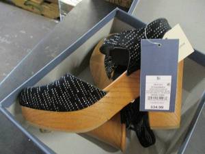 Marcia Memory Foam Heels size 5.5...