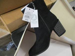 Janelle Jet size 9.5 Womens Boots...