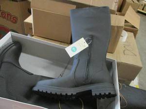 Judy boots Black Size 9.5...