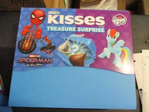 Hersheys Kisses Treasure Surprise ...