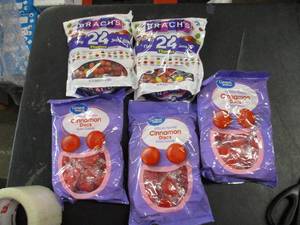 Jelly Beans Cinnamon Candy Lot...