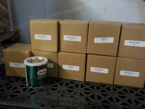 18 quarts Glidden Eggshell Paint- v...