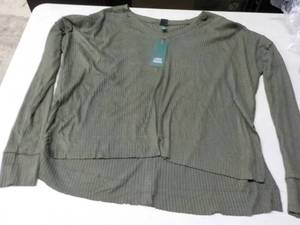 Wild Fable Green Long Sleeved Top- ...