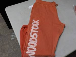 WoodStock size 1X Sweatpants...