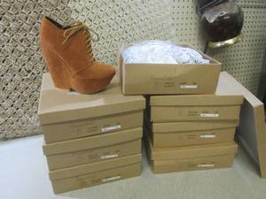 lot 68 image: (FDS) 7 Pair New in Box Shoes Sizes...