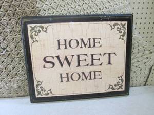 lot 91 image: (D-1) Wall Decor 21 x 17 ...