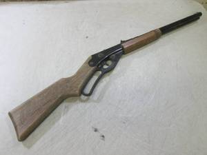 lot 101 image: (B-2) Daisey Red Ryder BB Gun Dry F...