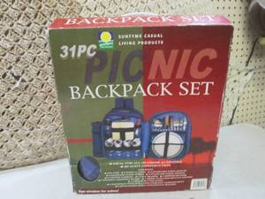 lot 168 image: (F-0) 31pc Picnic Backpack Set...
