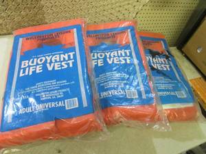 lot 174 image: (EW6) 3 Buoyant Life Vest Size Adul...