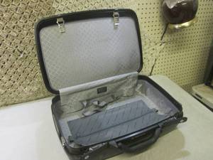 lot 213 image: (RM2) Samsonite Silhouette 4 Suitca...