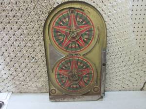 lot 231 image: (C-3) Vintage 1933 Lindstroms Gold...