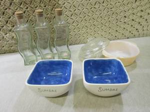 lot 235 image: (RM3) Assorted Vintage See Photos...
