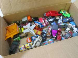 lot 261 image: (RM1) Assorted Toy Cars...
