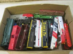 lot 267 image: (RM1) Assorted Train Cars...