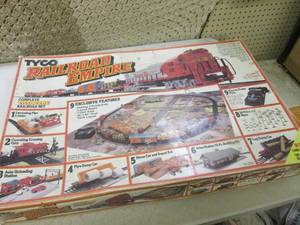 lot 269 image: (A-3) Tyco Railroad Empire...