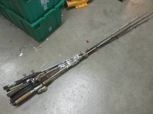 lot 270 image: (F-3) Assorted Fishing Rods and Ree...