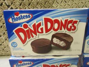 lot 306 image: (B-1) 4 Boxes Hostess Ding Dongs Pa...