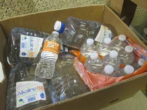 lot 312 image: (EC2) Assorted Bottled Water 1 Gall...