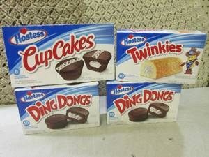 lot 317 image: (B-3) 4 Boxes Hostess 2 Ding Dongs ...