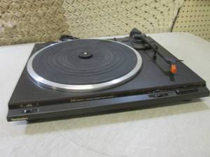 lot 57 image: (D-3) Technics SL-BD26 Turntable Po...