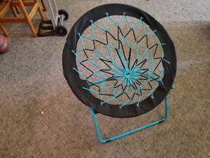 lot 24 image: Stretch Rope Chair