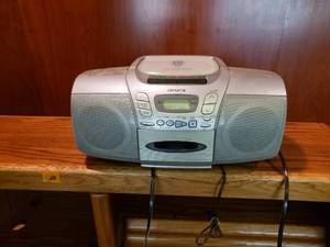 lot 37 image: Aiwa Stereo