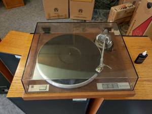 lot 8 image: Dual CS 5000 Turntable