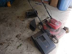 lot 142 image: Toro Personal Pace Walk Behind Lawn Mower