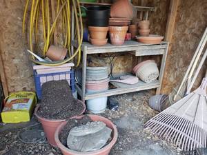 lot 183 image: Contents of Garden Shed