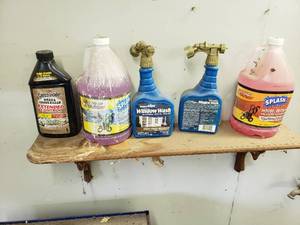 lot 170 image: Wash and Weed Killer