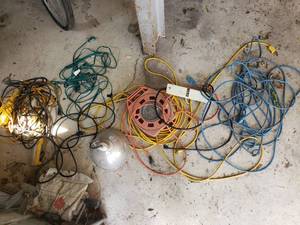 lot 182 image: Pile of Extension Cords and Trouble Lights