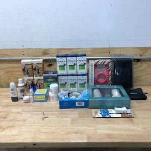 lot 28 image: LOT OF MISC Health and Beauty Items