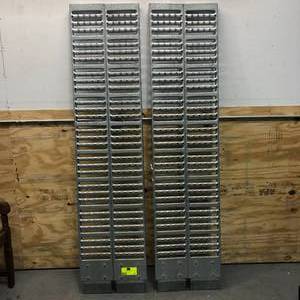 lot 66 image: Loading Ramp Set - 17-12in x 72in