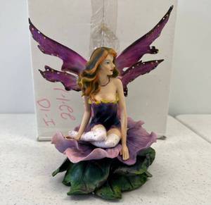 Fantasy Fairy Statue NIB