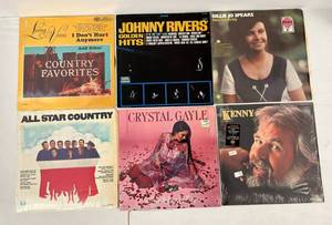 Group Of Vintage  LP Albums Including Crystal Gayle And More