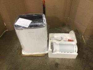 13,000 BTU (13,000 BTU, DOE) Portable Room Air Conditioner by Frigidaire Customer Returns See Pictures