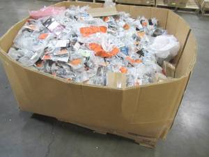lot 301 image: Large Wholesale Pallet of 100s of Cabinet and Door Pulls, Hardware and More