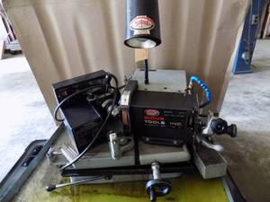 Valve Face Grinder Model 2075