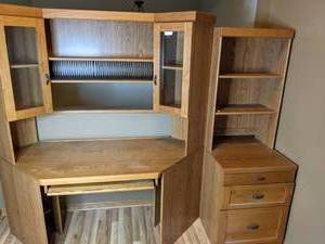 lot 39 image: Open Hutch Wood Desk and 3-Drawer End Table with 3-Tier Shelving