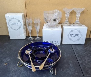 lot 113 image: Gorgeous Oneida Crystal Pieces and Cobalt Blue Relish Dish