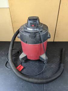 lot 99 image: Shop Vac 1.5 Horsepower Wet Dry Vacuum