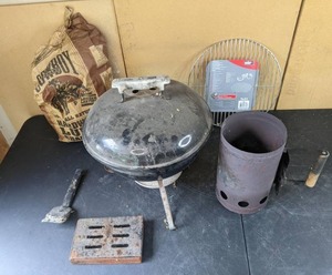 lot 101 image: 15 Weber Grill and Accessories