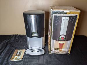 lot 236 image: Nostalgia 5L BeerKeg Dispenser