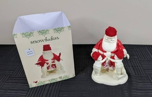 lot 152 image: Adorable Snowbabies Santa Babies 2017 Figurine