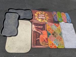 lot 203 image: Lot of 6 Door Mats and 2 Plastic Boot Trays