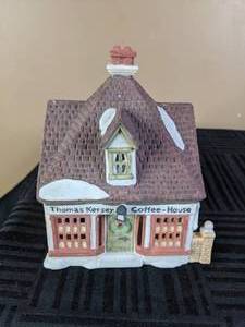 lot 37 image: Vintage Department 56 Heritage Village Collection Coffee House Dickens Village Series