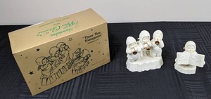 lot 76 image: Snowbabies Three Tiny Trumpeters, 2 Piece Ceramic Figures, 1998